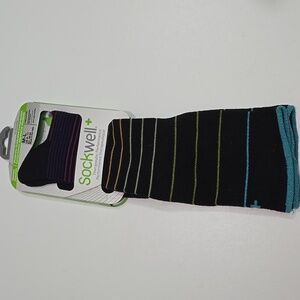 Women's Circulator | Moderate Graduated Compression Socks Size M-L